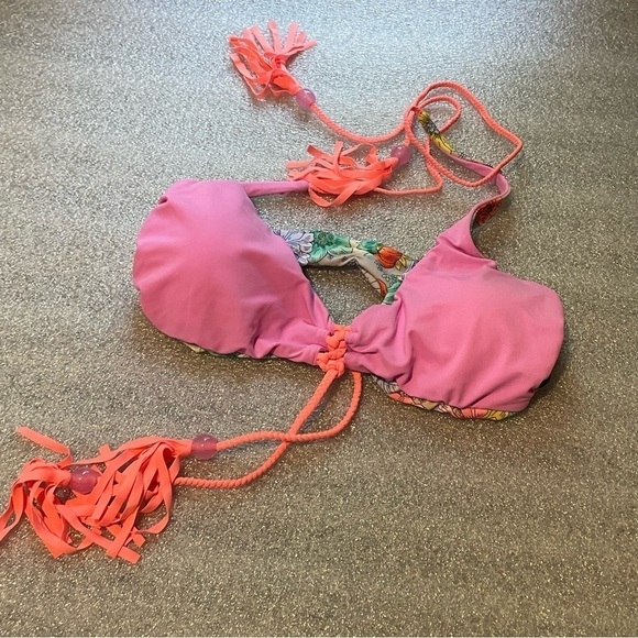 Victoria’s Secret Reversible Boho Bikini TOP floral and pink Top S New w/o tag - Picture 5 of 9